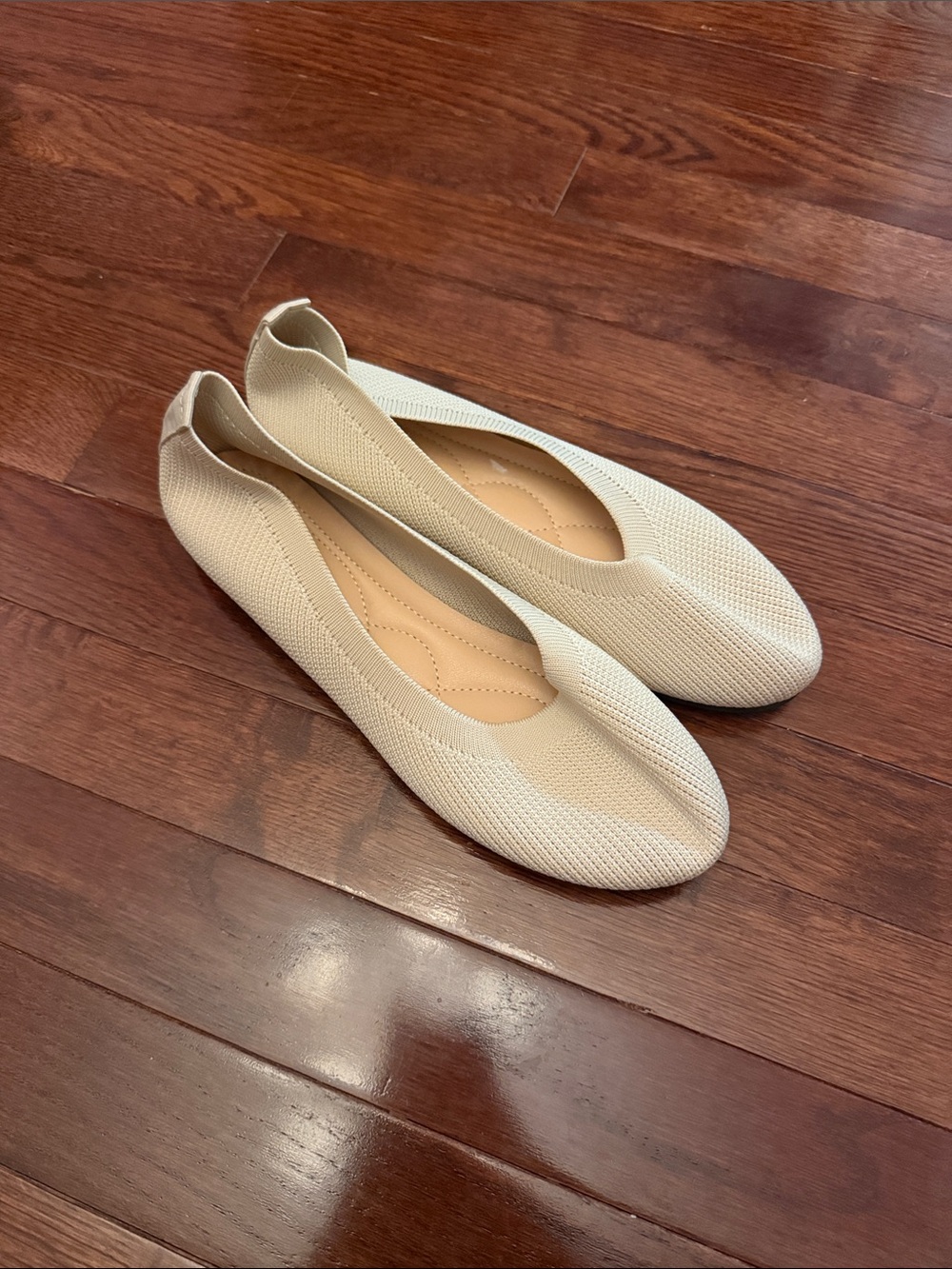 Classic Women's Knit Ballet Flats in Cream